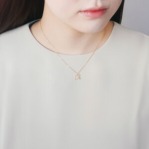 【高価値】 オーダー品】イニシャルネックレス R（AGAN001740_R ミュージシャン