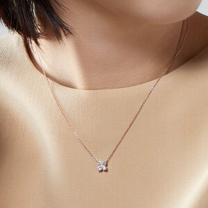 K18YG ダイヤモンド カローラ ネックレス VENDOME AOYAMA ネックレス K18YG ダイヤモンドカローラ