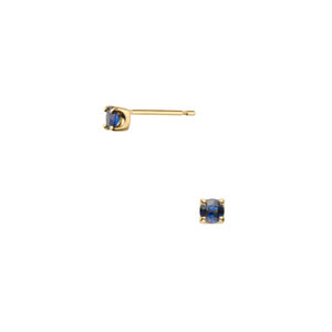 サファイア ピアス