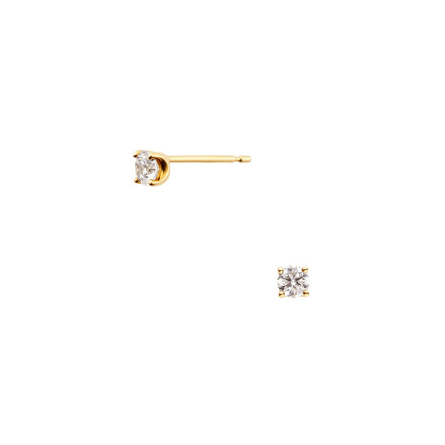 ヴァンドームアオヤマ☆キャトルピアス計0.26ct☆保証書あり