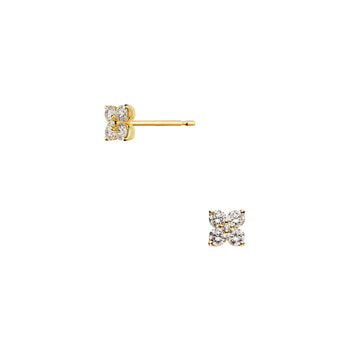 ダイヤモンド カローラ ピアス