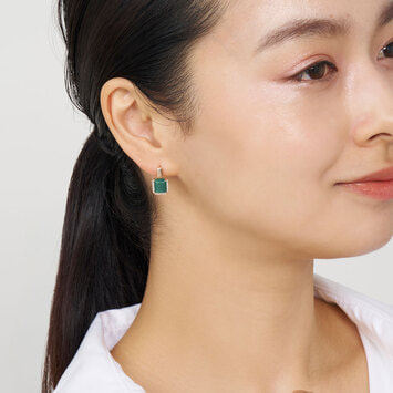 pavé à Paris ピアス