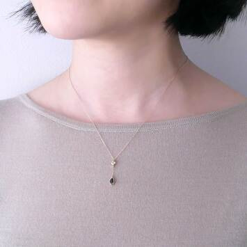 【ネックレス＋アジャスター】ヴァンドーム青山　18K ブラックカルセドニー AGVN664250OC ブラックカルセドニー ネックレス｜ネックレス