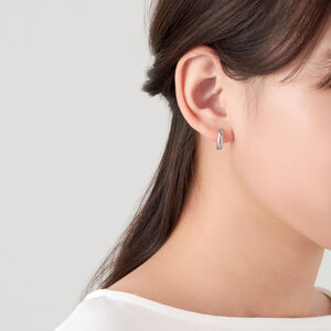 APAA2639__PT プラチナ フープ ピアス｜ピアス｜ヴァンドーム青山