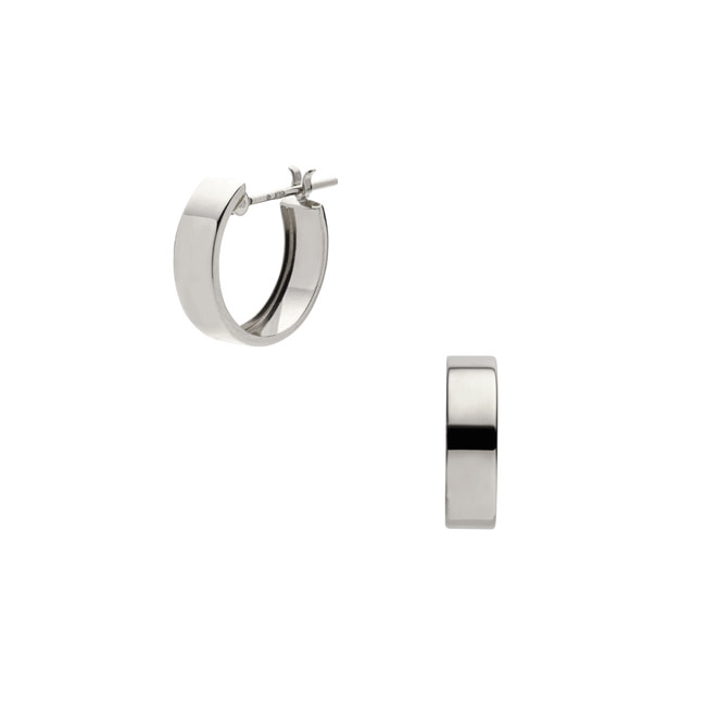 プラチナ フープ ピアス