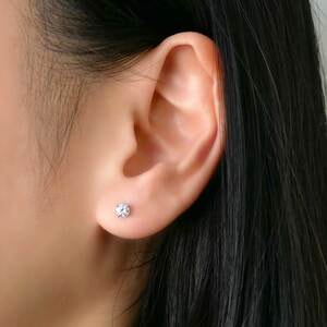 連休価格‼️【ヴァンドーム青山】キャトルピアス AGVA0983__DI ダイヤモンド キャトル ピアス｜ピアス｜ヴァン