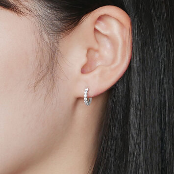 APVA2398__DI プラチナ ダイヤモンドピアス｜ピアス｜ヴァン