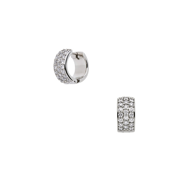 The Elevate ダイヤモンド ピアス