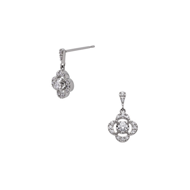 ダイヤモンド ピアス