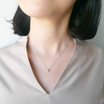 ドロップ オブ ガーランド ネックレス 0.15ct（AGAN625443DI