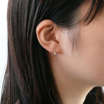 キュービックジルコニア ピアス（GAVA0361__CZ）｜ピアス｜ヴイエー