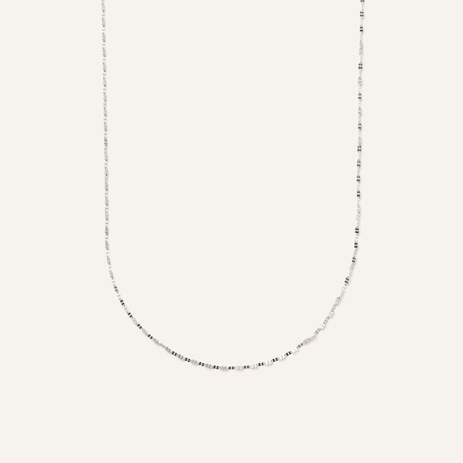 ホワイトゴールド チェーンネックレス