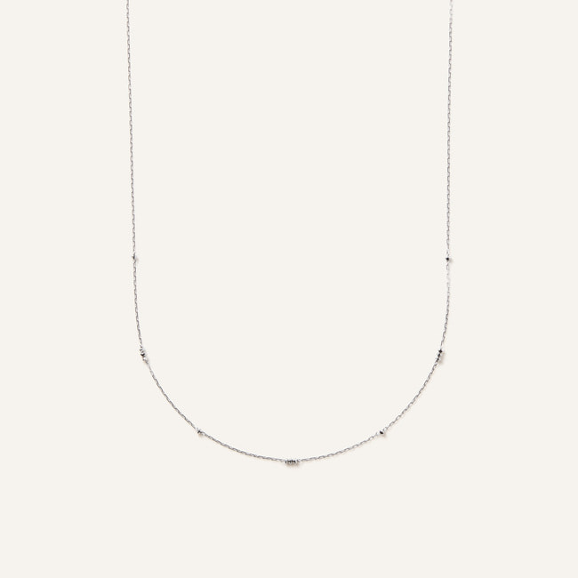 ホワイトゴールド チェーンネックレス