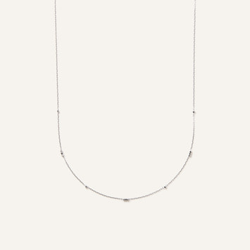 ホワイトゴールド チェーンネックレス