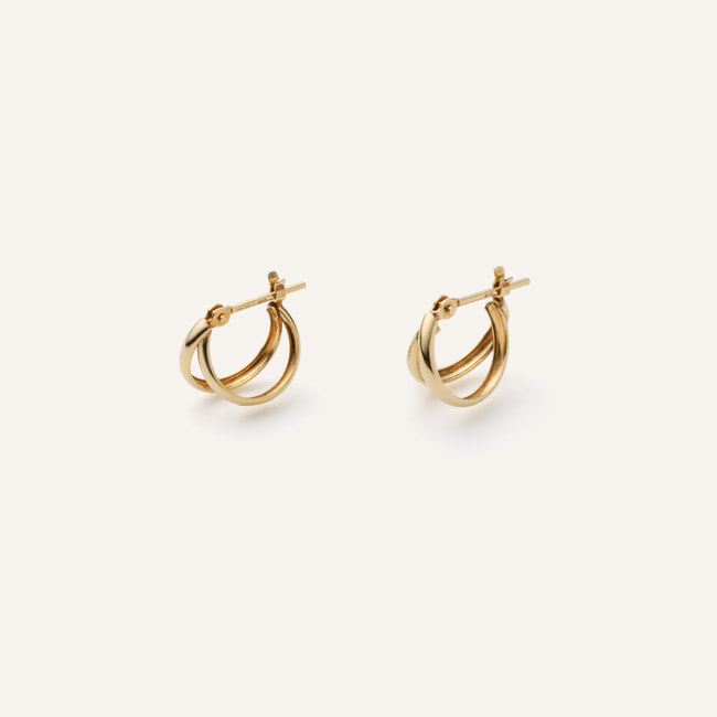 ゴールド ピアス