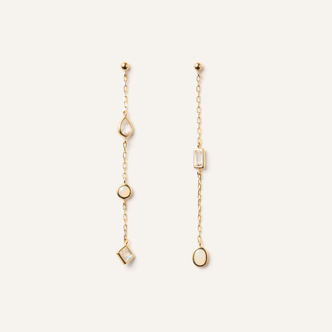 ジュエルモザイク ホワイトカラー ピアス