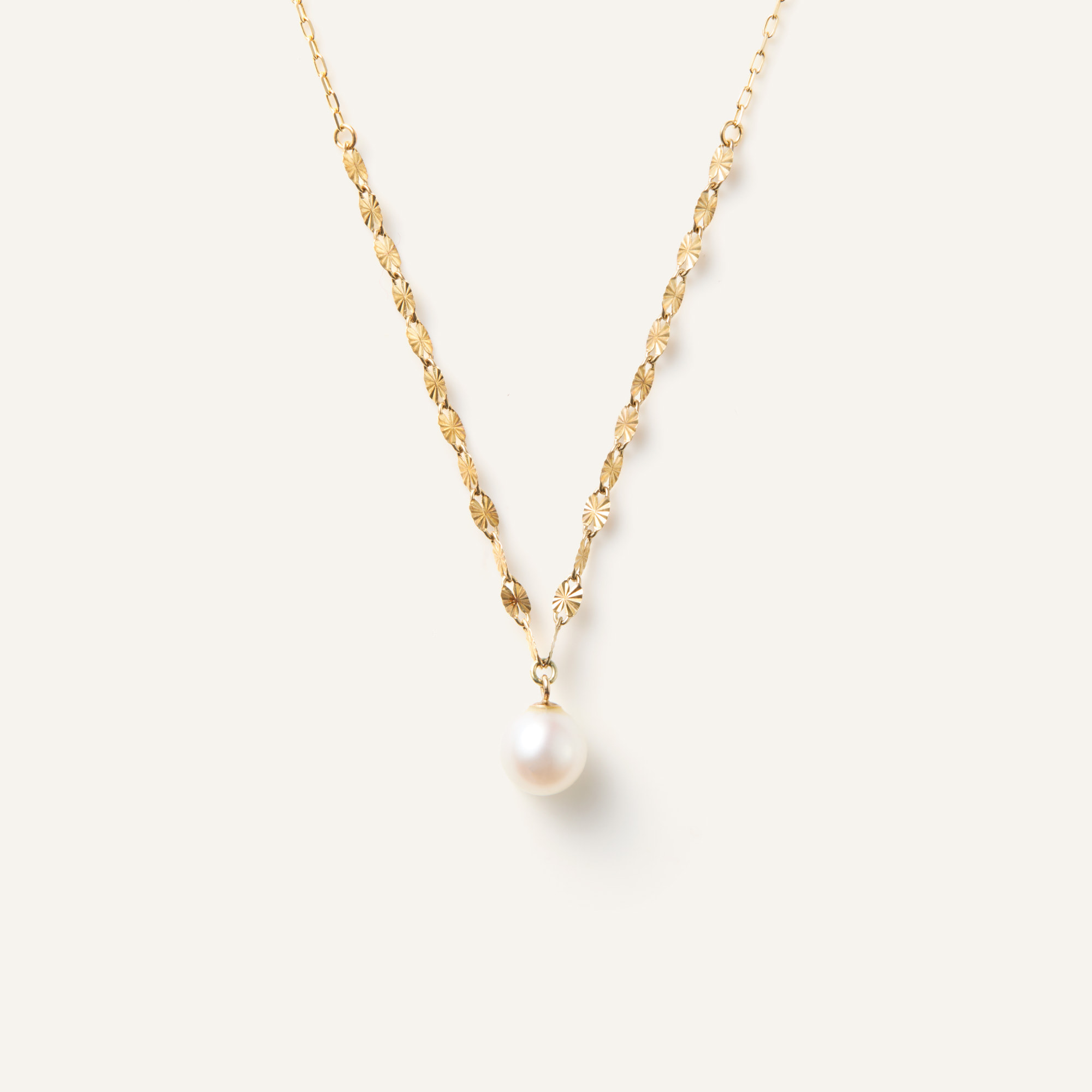 【即発送可能です！】ur urjewelry パールネックレス 淡水パール GJVN041043PF 淡水パール ネックレス｜ネックレス｜ヴイエー ヴァン