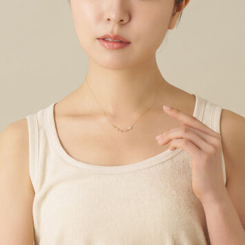 ジュエルモザイク ホワイトカラー ネックレス