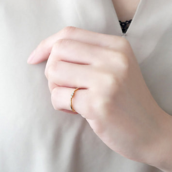 ダイヤモンド ピンキーリング