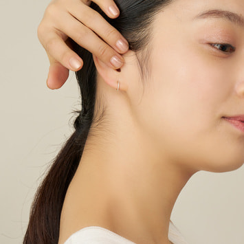 キュービックジルコニア フープピアス