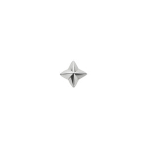 シングルピアス