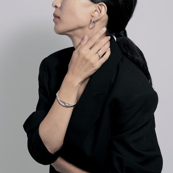 HSSA0125__SI アンカー・フープピアス K18ポスト｜ピアス