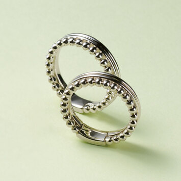 グラニュール・リング