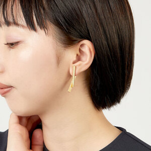 つんつんピアス シルバー925（イエローゴールドメッキ） Amazon.co.jp: 【公式】[ヴァンドーム青山]【Kengo Kuma + MA,YU