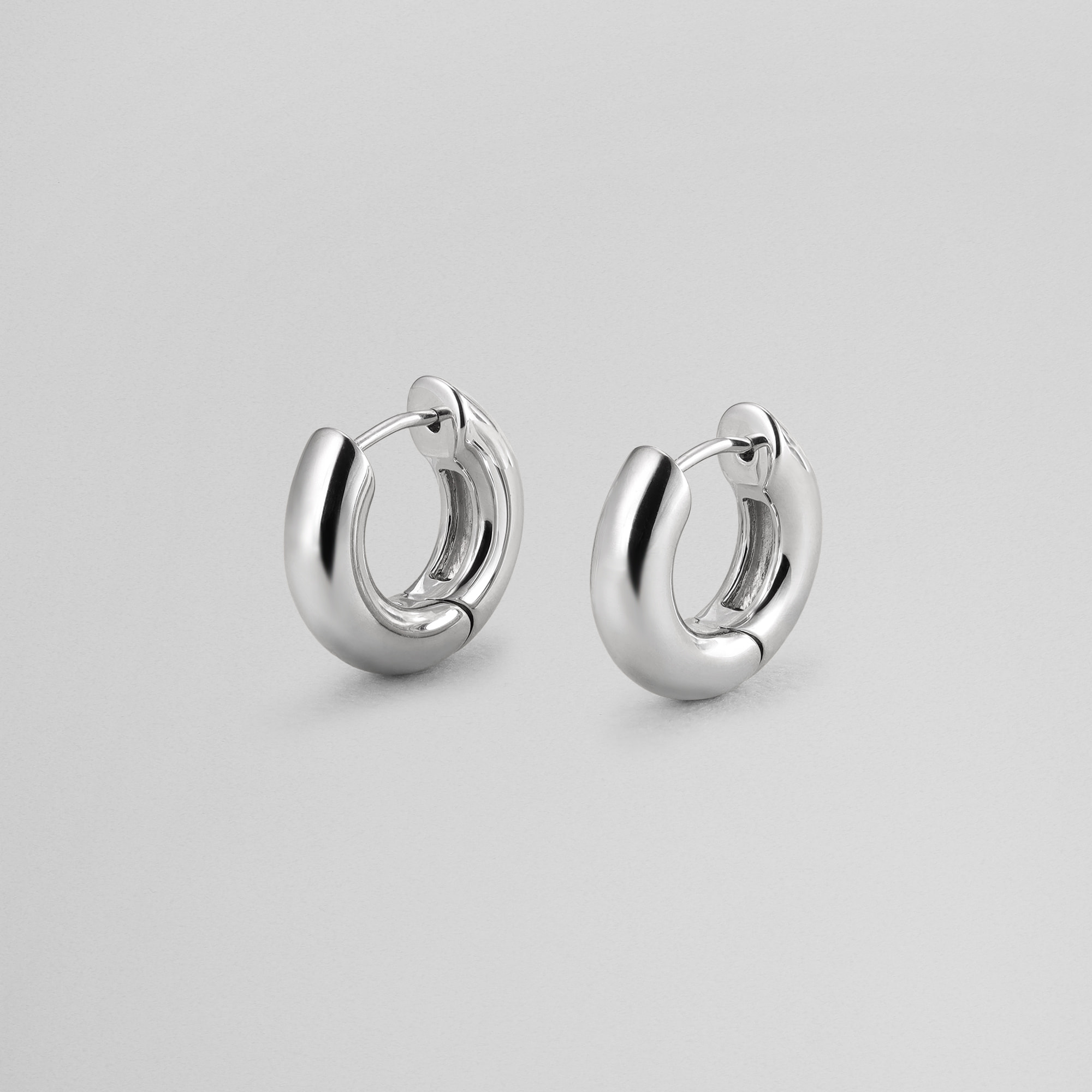 フープ_M キャッチレスピアス