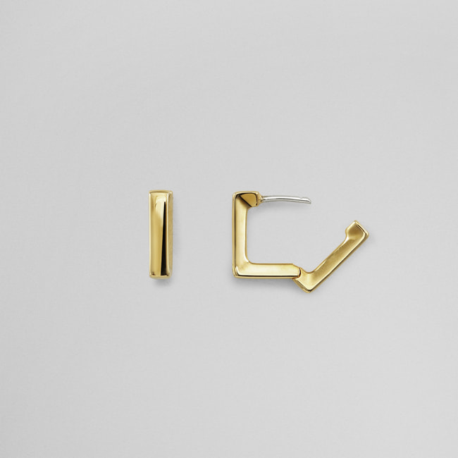 スクエア_キャッチレスピアス