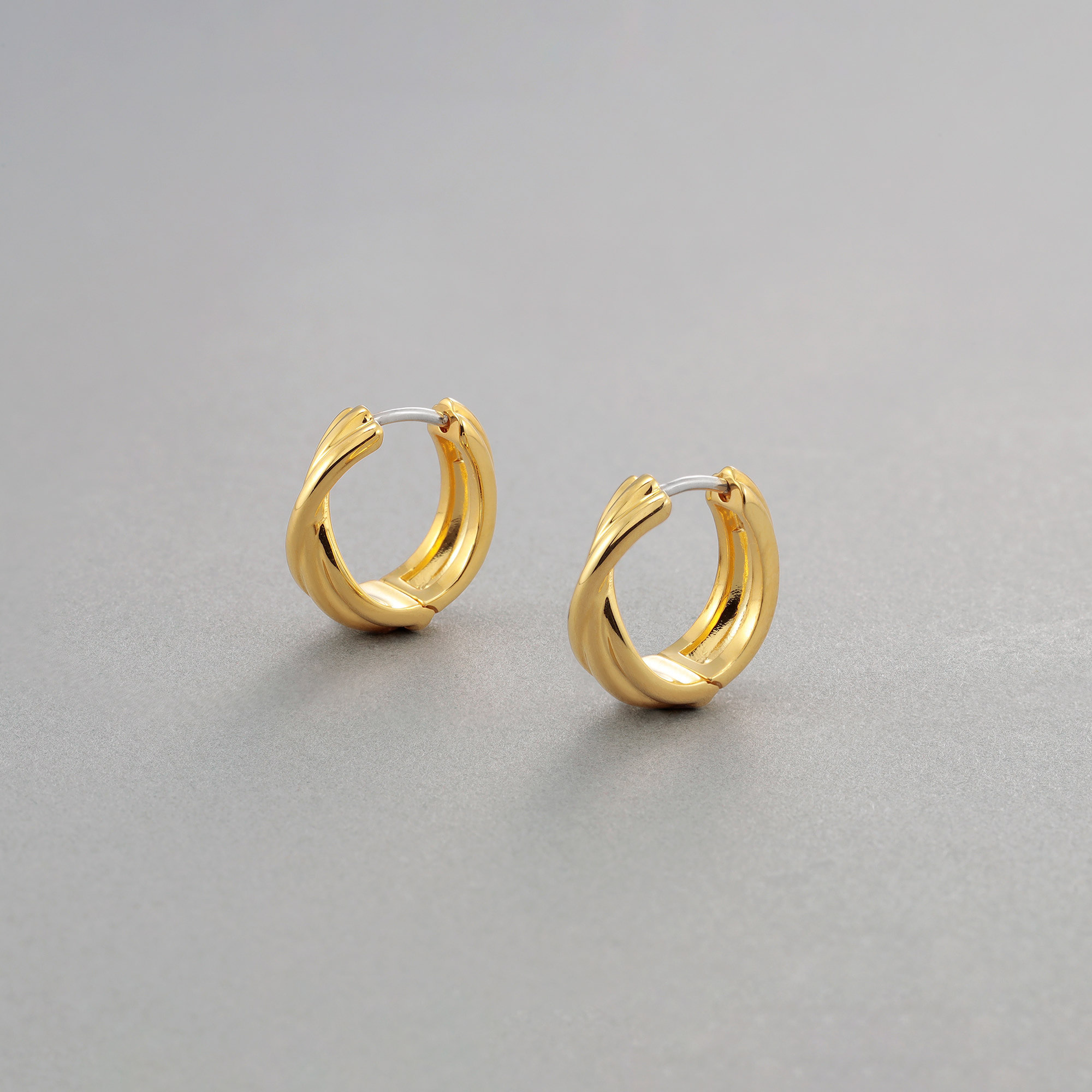 YUKI × PLUS V collaboration_ピアス