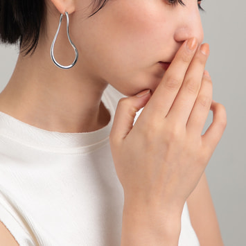 BODY_ピアス（PS6A2408__SI）｜ピアス｜プラス ヴァンドーム