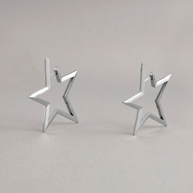Pierced Earrings｜プラス ヴァンドーム（PLUS VENDOME）【公式