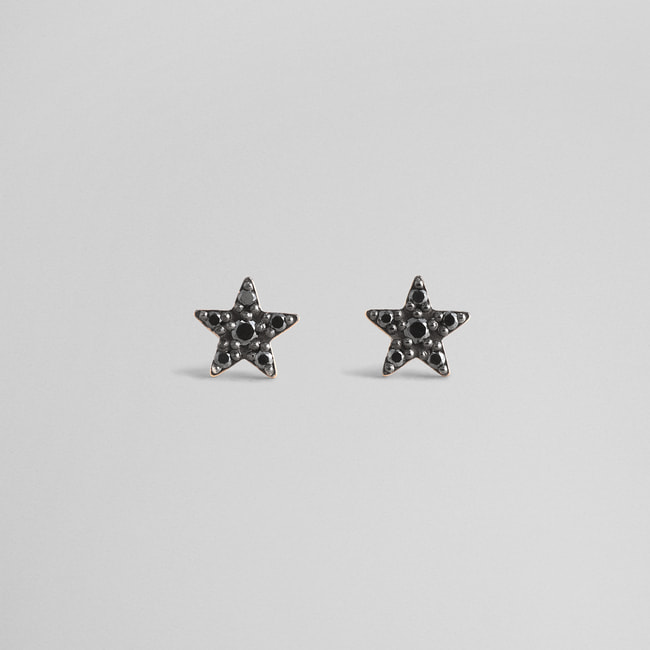 MICROTATTOO_K10 ブラックダイヤモンド ピアス LUCKY STAR so black