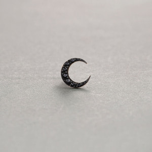 MICROTATTOO_K10ブラックダイヤモンド シングルピアス MOON so black