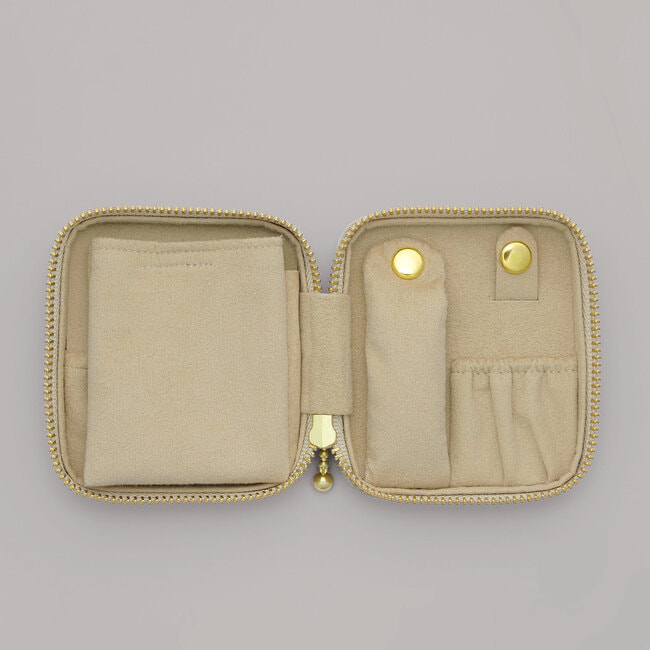 ジュエリーポーチ