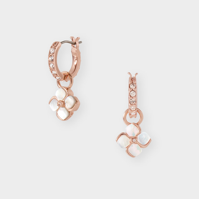 シェルフラワー ピアス