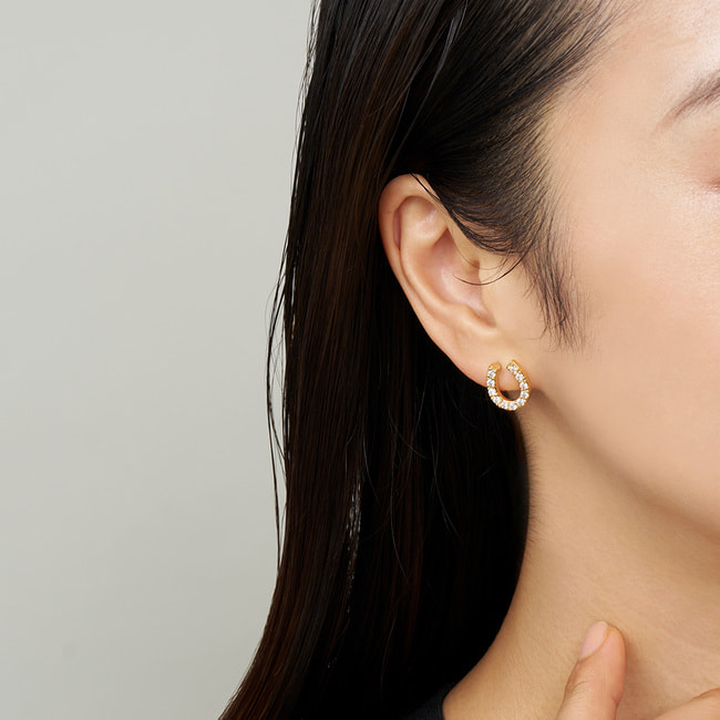 馬蹄 ホースシュー ピアス