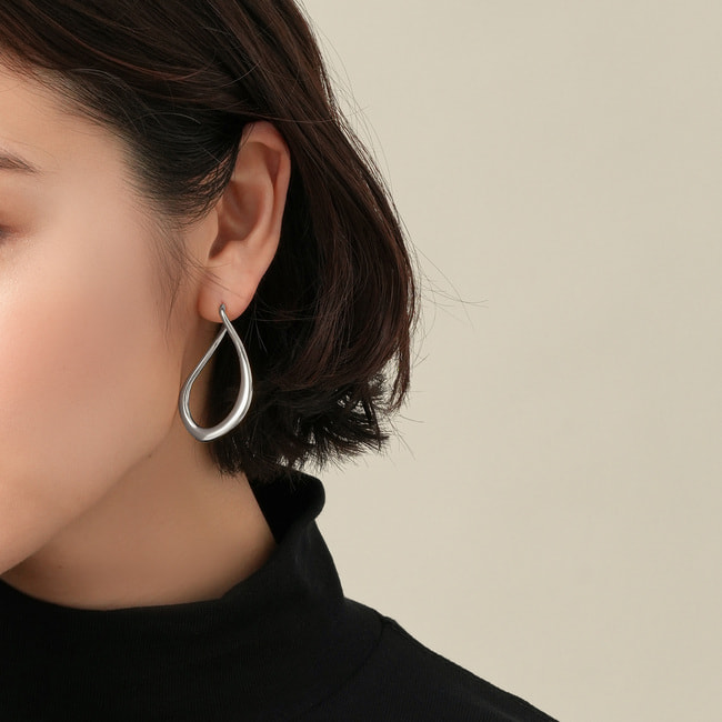 《VERY5月号掲載》フープ ピアス