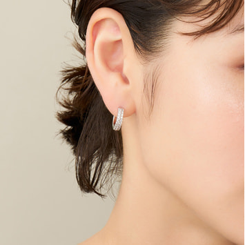 キュービックジルコニア ピアス