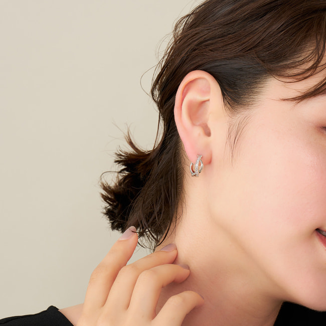 キュービックジルコニア ピアス