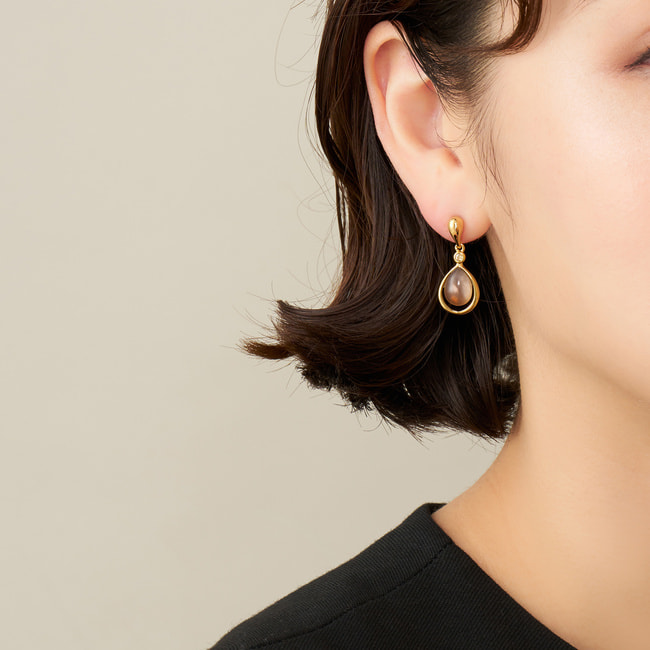 シェル カラーストーン ピアス