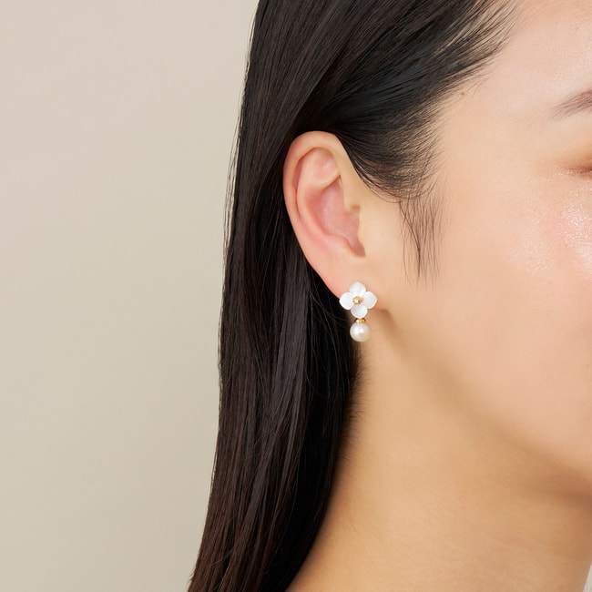 淡水パール シェルフラワー ピアス