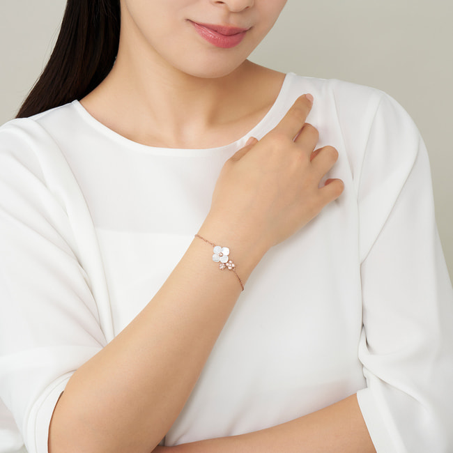 シェルフラワー ブレスレット