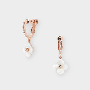 シェルフラワー イヤリング