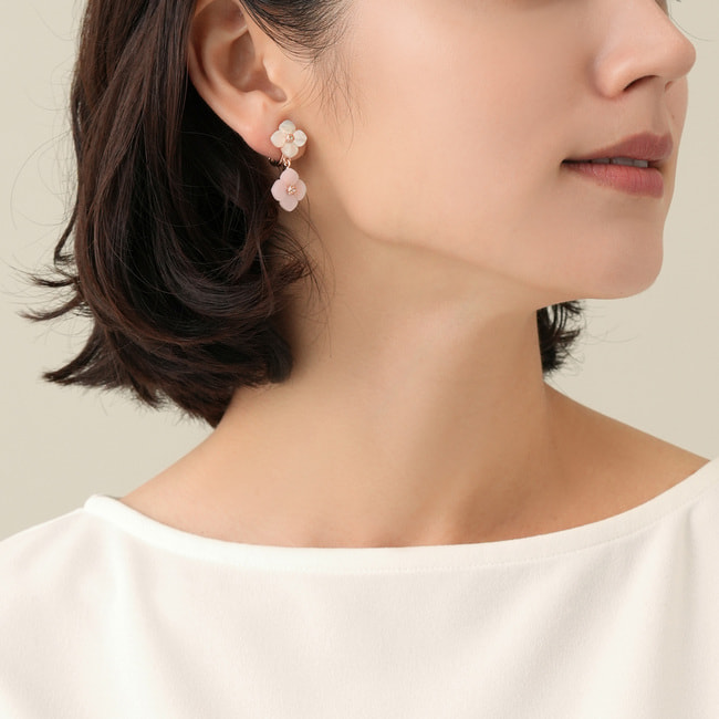 シェルフラワー イヤリング