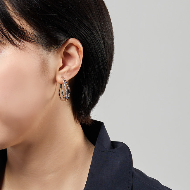 フープイヤリング