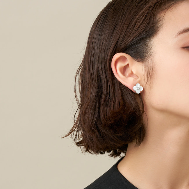 シェルフラワー イヤリング