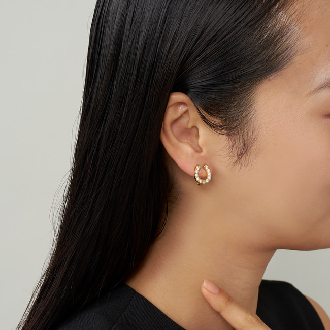 馬蹄 ホースシュー イヤリング