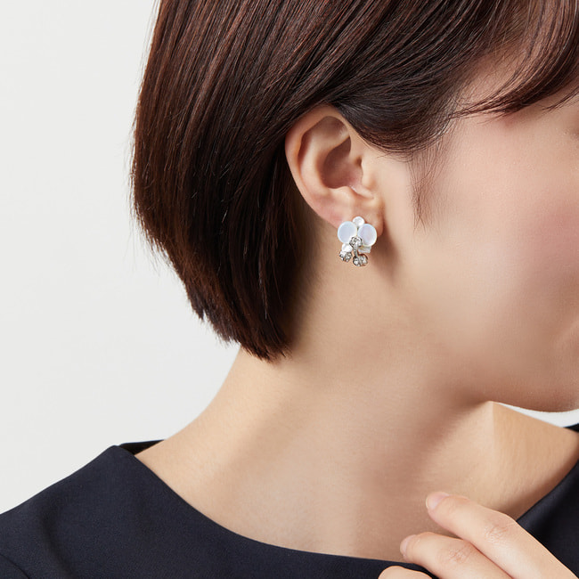 胡蝶蘭 イヤリング